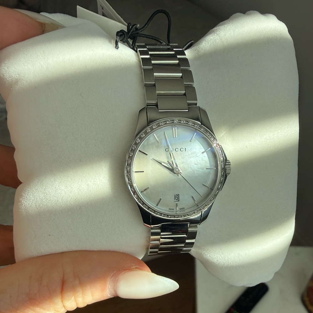 Gucci G-timeless Mother of Pearl Diamond Dial SS Quartz Ladies Watch
